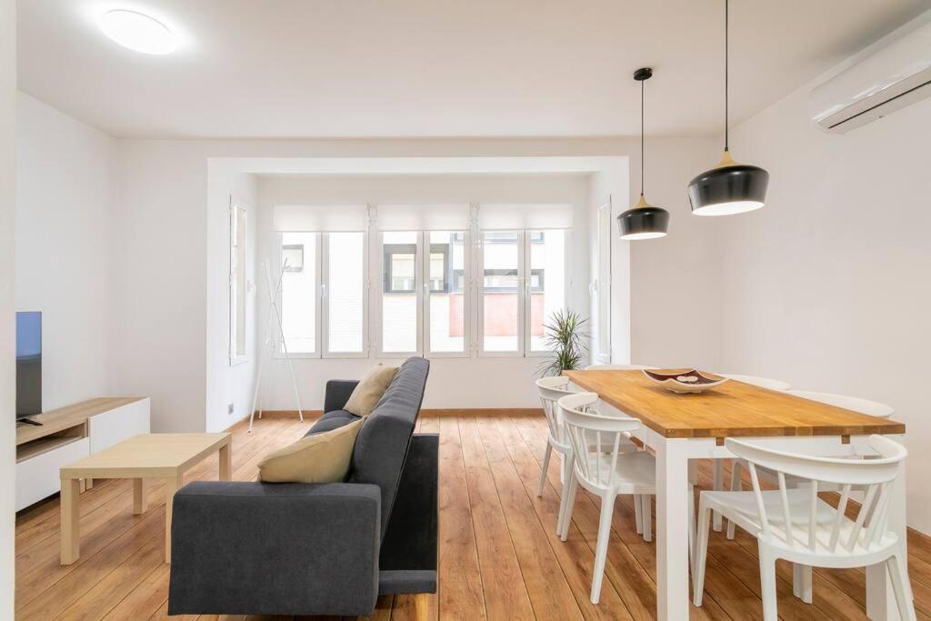 Cozy Apartment City Center Alicante Buitenkant foto