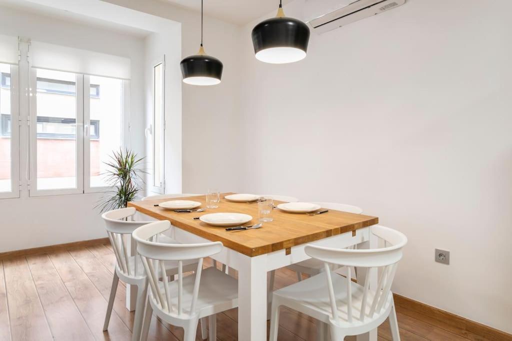 Cozy Apartment City Center Alicante Buitenkant foto